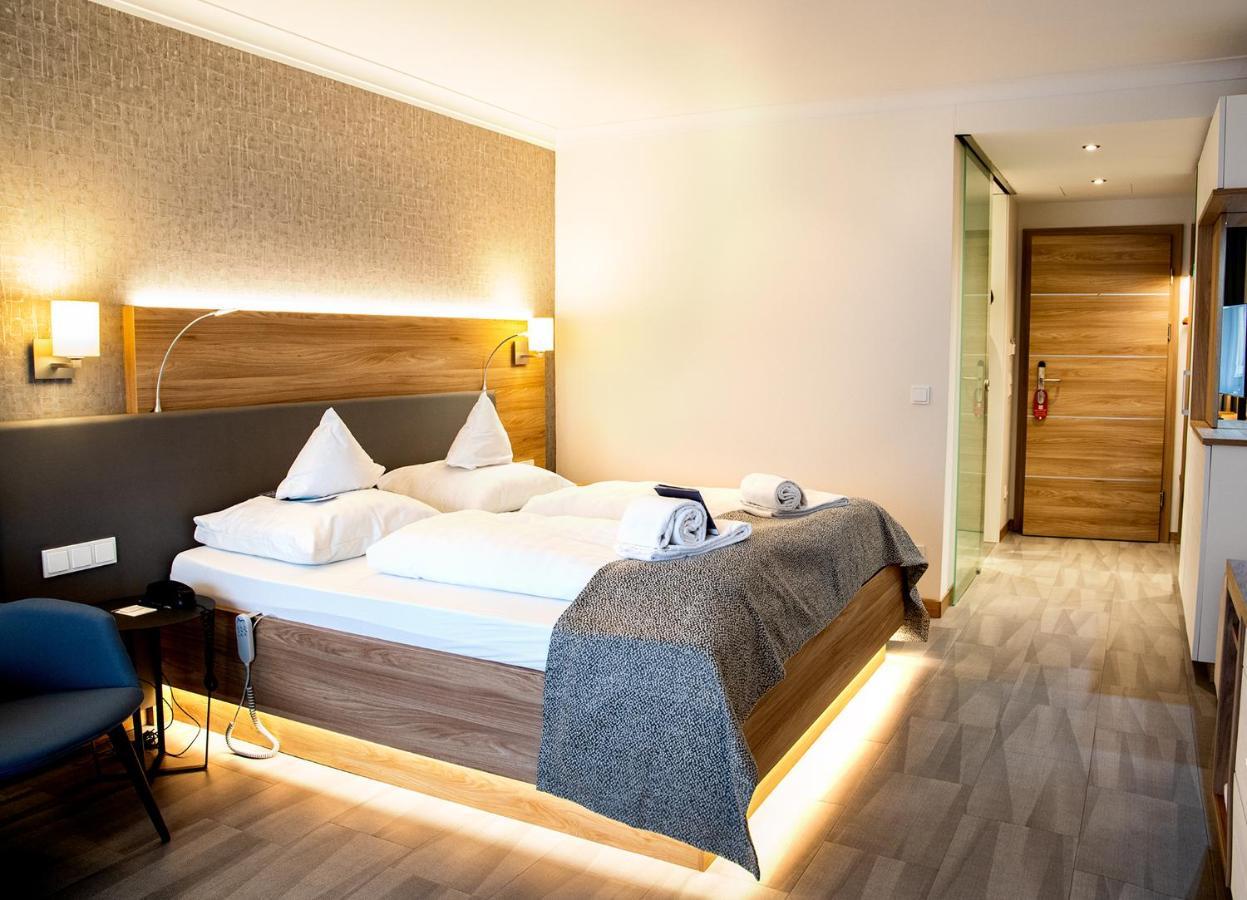 Hotel St. Wolfgang Бад-Грисбах Экстерьер фото