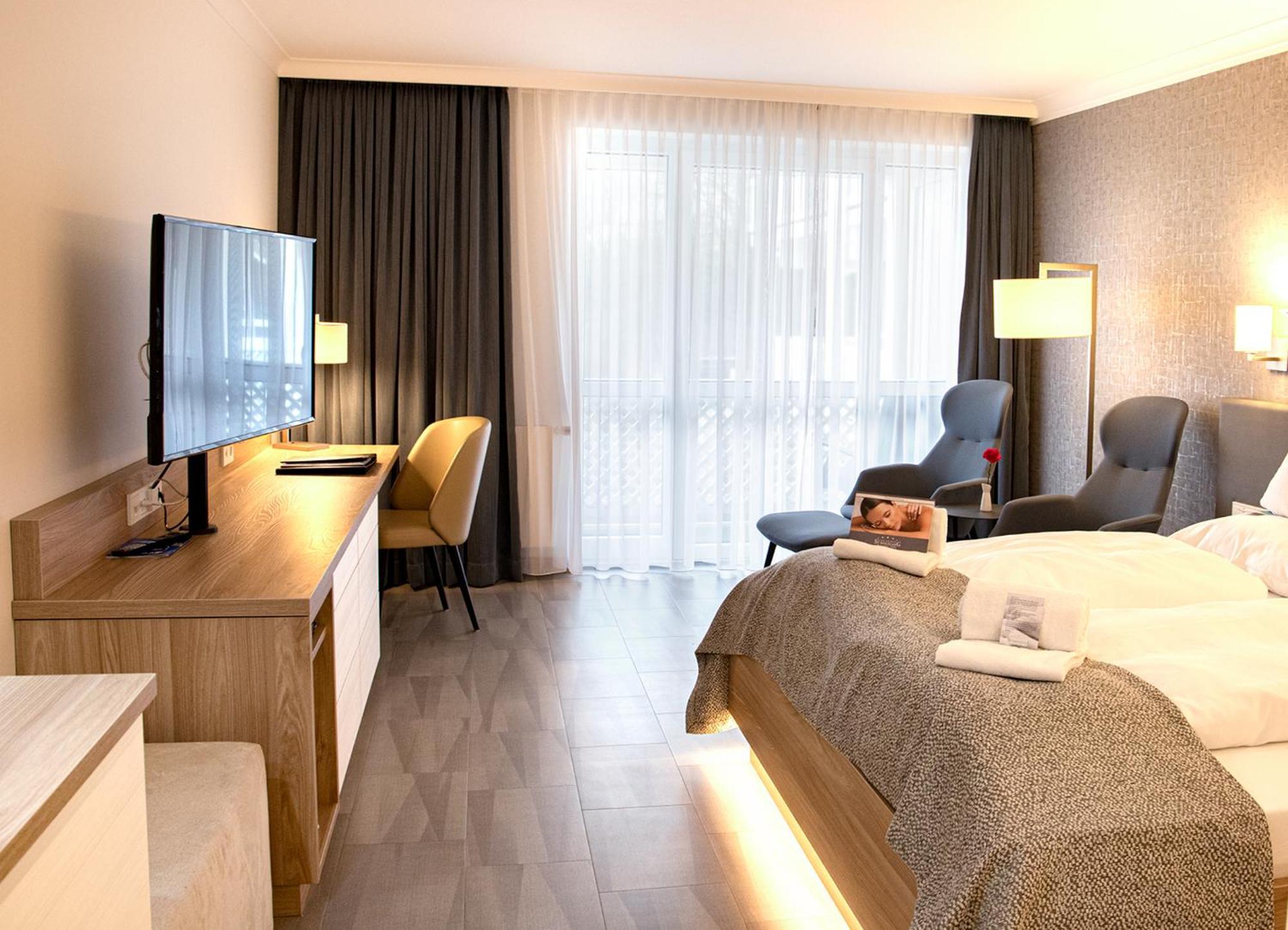 Hotel St. Wolfgang Бад-Грисбах Экстерьер фото